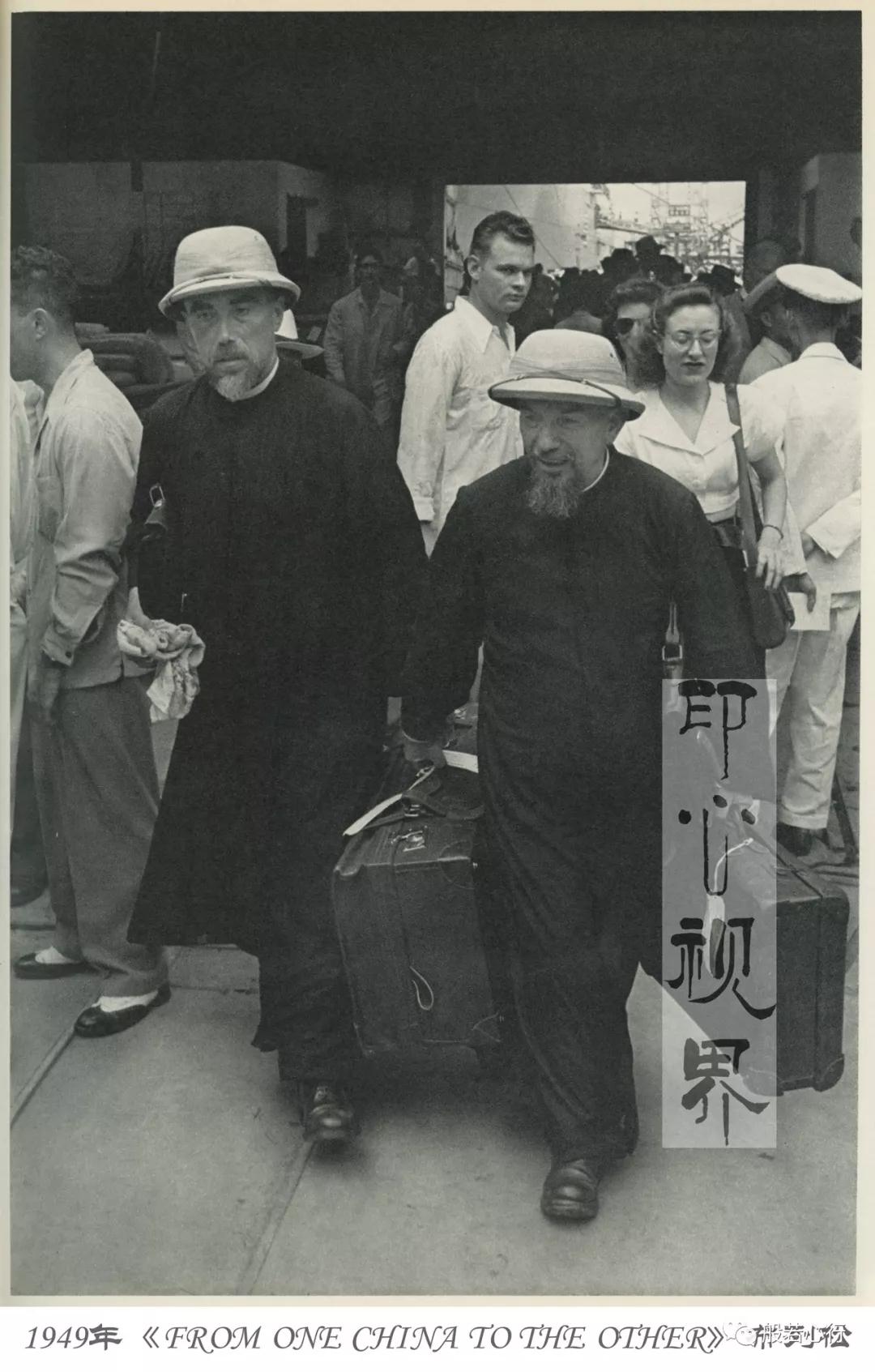 1949年(nián)9月(yuè),＂戈登＂号搭載外(wài)籍人(rén)士離(lí)開(kāi)上(shàng)海(hǎi)-布列松